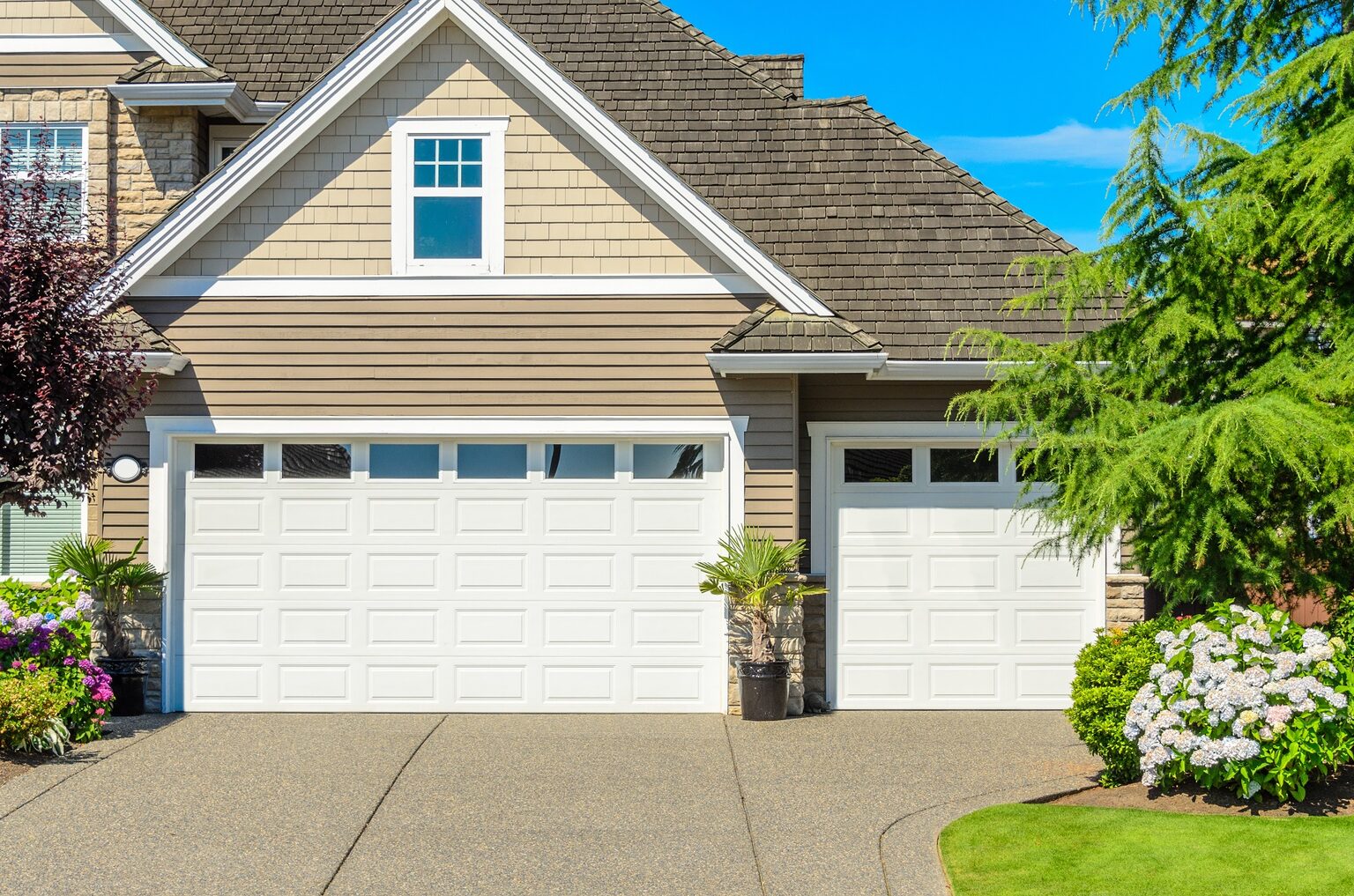 How to Choose the Right Garage Door Company Near Me in Greenville, SC